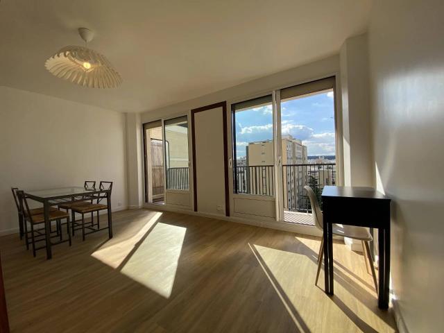 BOULOGNE CENTRE LES PASSAGES STUDIO MEUBLE 33m2