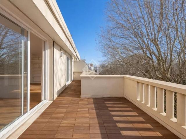 BOULOGNE NORD: Appartement familial rue de l'Abreuvoir
