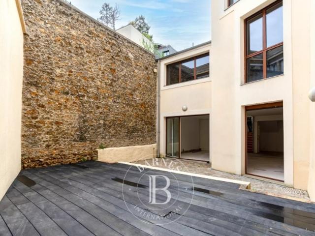 BOULOGNE NORD / CENTRE OPPORTUNITE RARE MAISON DE 220 m2 A RENOVER AVEC JARDIN/TERRASSES de 70m2