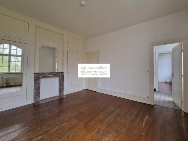 BOURBOURG Grand appartement T2/T3 avec Parking