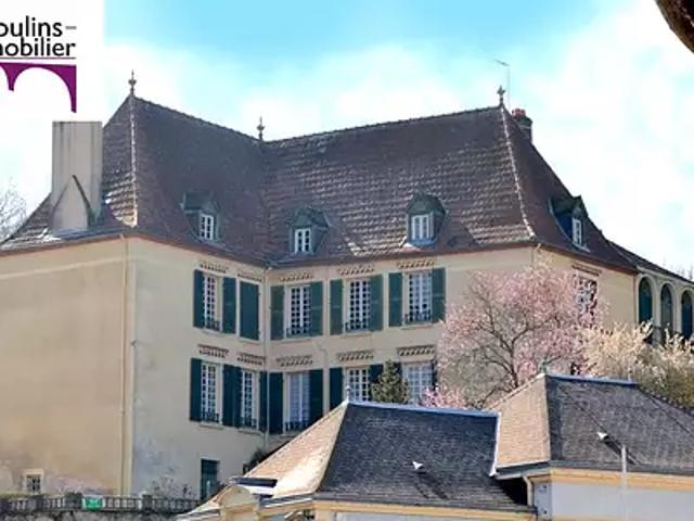Bourbon Lancy 71140 Achat / Vente maison 8 pièces t8 au dernier étage cave