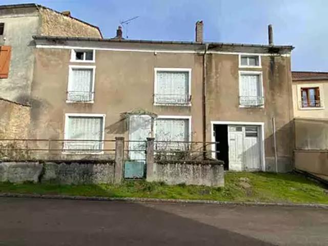 Bourbonne les Bains 52400 Achat / Vente maison 4 pièces t4 jardin terrasse