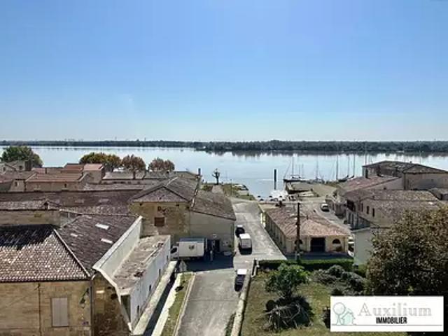 Bourg 33710 Achat / Vente maison 7 pièces t7