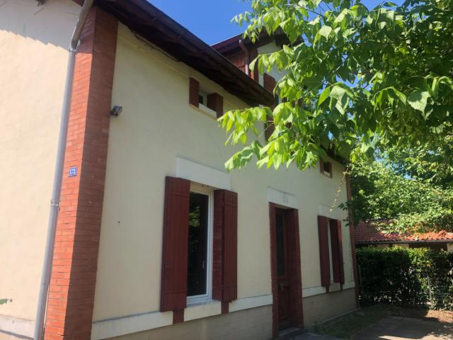 BOURG DE SABRES MAISON DE CHARME
