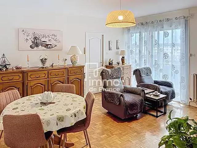 Bourg en Bresse 01000 Achat / Vente appartement 3 pièces t3 au dernier étage