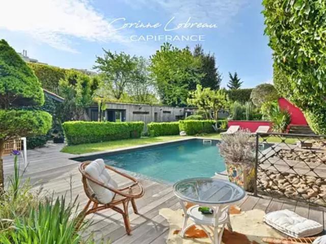 Bourg en Bresse 01000 Achat / Vente maison 6 pièces t6 piscine terrasse
