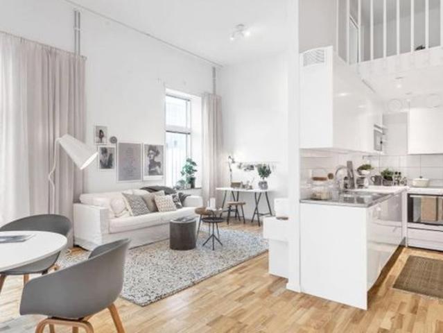 Bourg en Bresse 1er étage T4 72.85 m2 8.95 m2 de bal