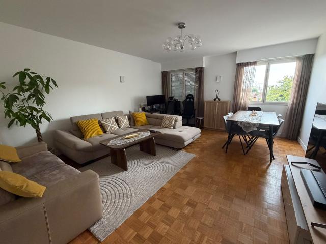 BOURG LA REINE Appartement 3 pièces meublé de 72,91 m2 avec garage, cave et balcons