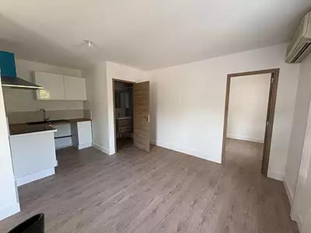Bourg lès Valence 26500 Location appartement 2 pièces t2 cave