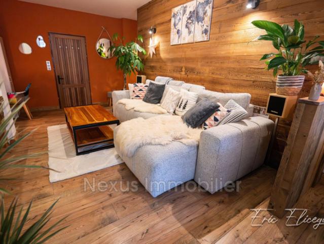 Bourg Saint Maurice ? Studio rénové avec chambre et garage XXL