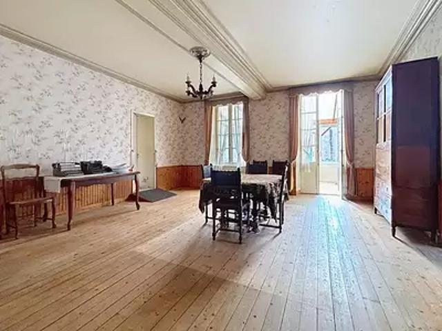 Bourgneuf 17220 Achat / Vente maison 8 pièces t8 jardin
