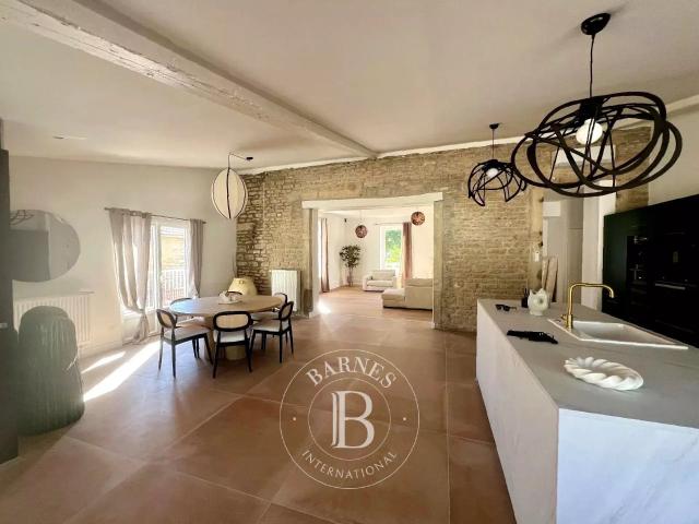 Bourgogne Beaune Appartement duplex avec terrasse cave v. 244m² Beaune