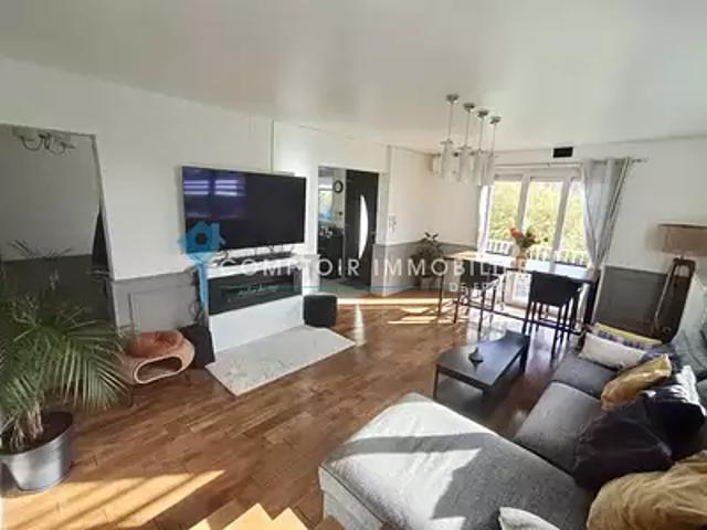 Bourgoin Jallieu 38300 Achat / Vente maison 7 pièces t7