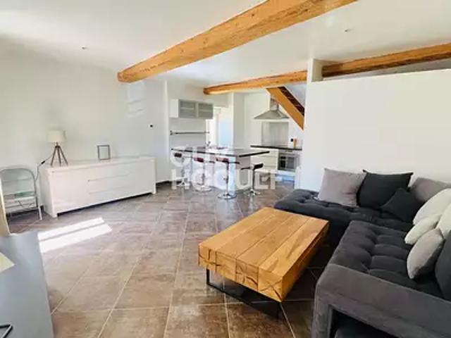 Bourgoin Jallieu 38300 Achat / Vente appartement 3 pièces t3 au dernier étage parking