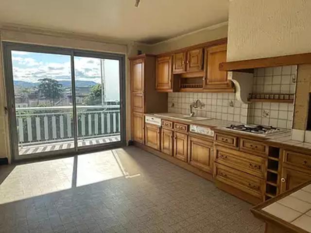 Bourgoin Jallieu 38300 Achat / Vente appartement 4 pièces t4