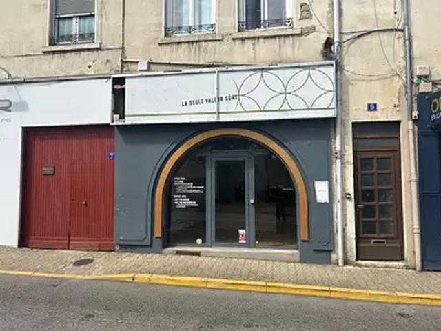 Bourgoin Jallieu 38300 Location divers 1 pièce