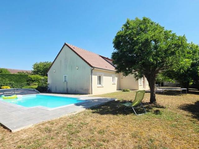 BOURGES MAISON DE 166 M² 5 CHAMBRES PISCINE GARAGE