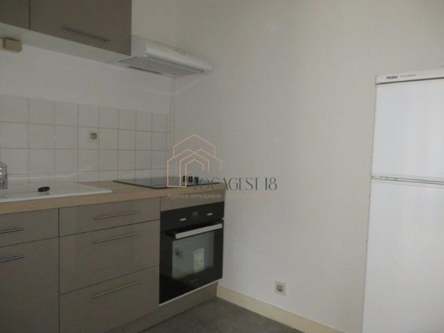 BOURGES BAFFIER APT T2 PARKING PRIVATIF