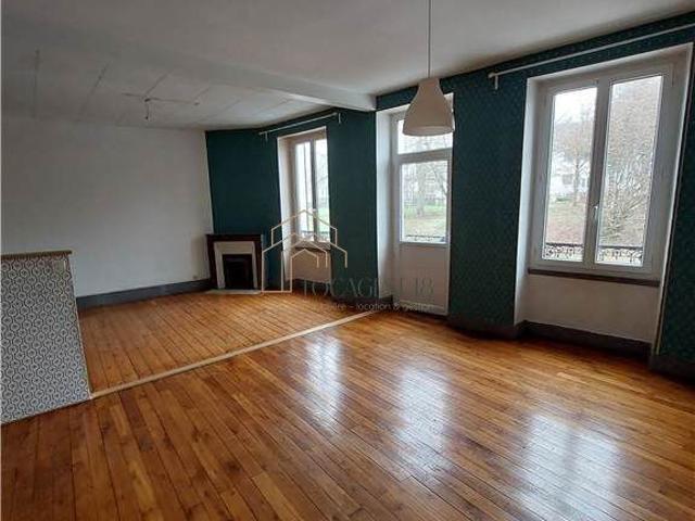 BOURGES LAHITOLLE APT T4 EN DUPLEX DOUBLE GARAGE