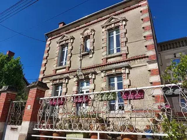 Bourges 18000 Achat / Vente maison 6 pièces t6 au dernier étage terrasse