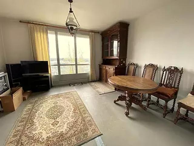 Bourges 18000 Achat / Vente appartement 2 pièces t2 au dernier étage