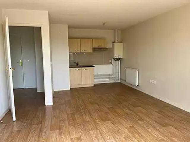 Bourges 18000 Location appartement 2 pièces t2 cave balcon