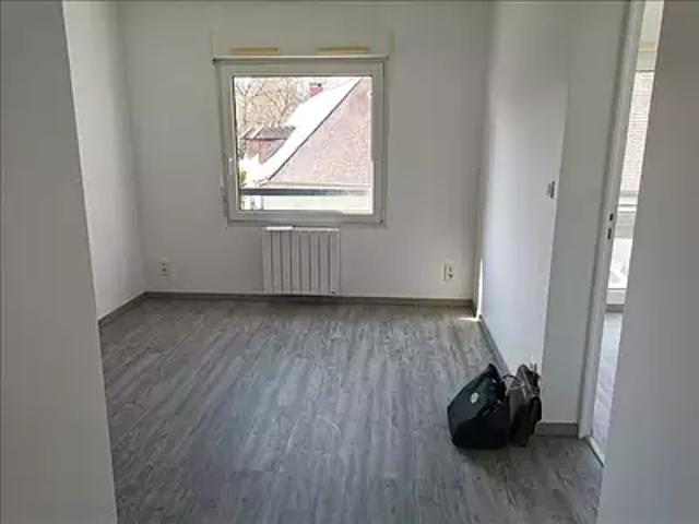 Bourges 18000 Location appartement 2 pièces t2 parking