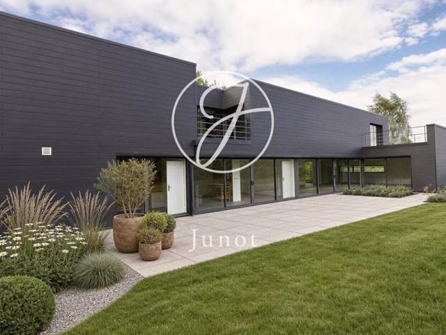 Bourghelles Maison contemporaine cubique – 268 m² 6 pièces – 5 chambres