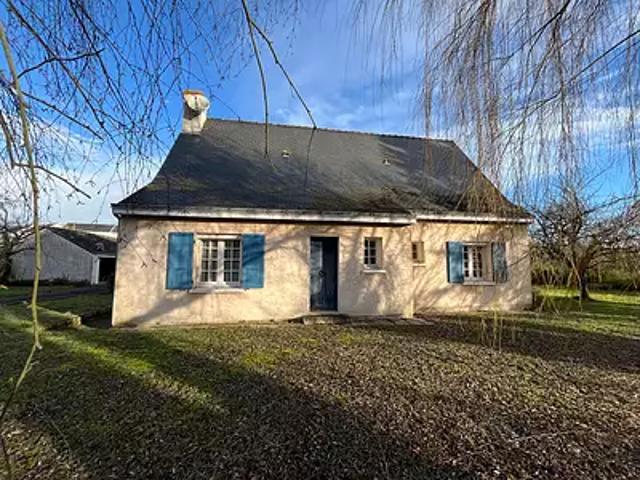 Bourgueil 37140 Achat / Vente maison 6 pièces t6 au dernier étage cave