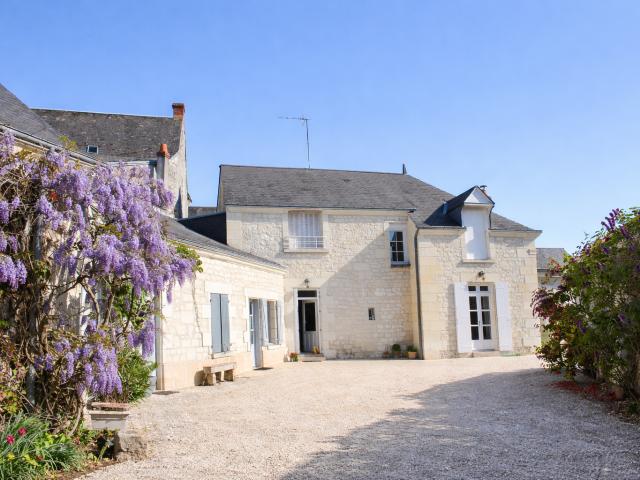BOURGUEIL