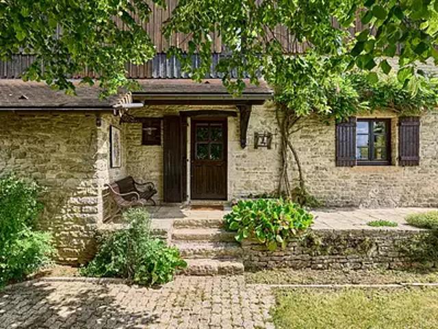 Bournois 25250 Achat / Vente maison 10 pièces t10 terrasse cave