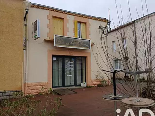 Bournezeau 85480 Achat / Vente divers 4 pièces au dernier étage parking
