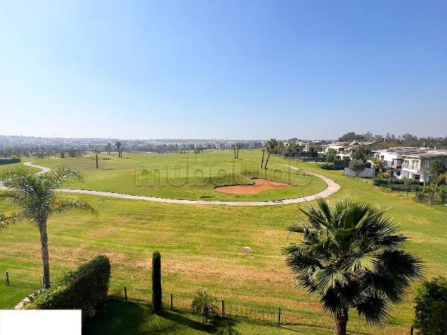 Bouskoura golf bel appartement à vendre