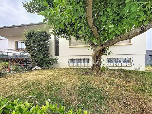 BOUSSE Maison individuelle de type plain pied sur sous sol