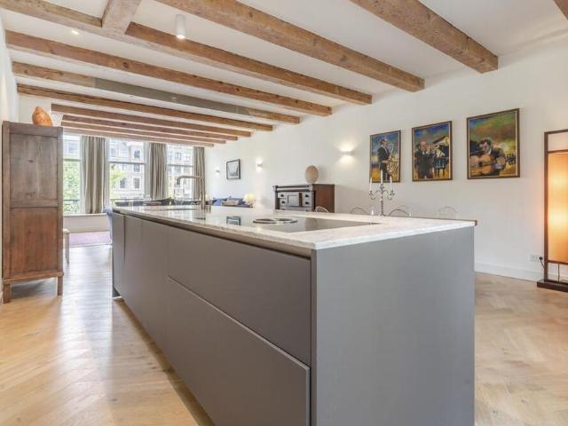 Bovenwoning te huur in Amsterdam