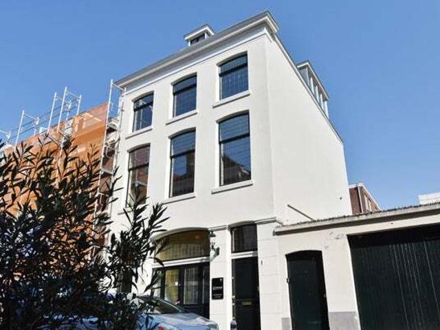 Bovenwoning appartement te huur in Den Haag