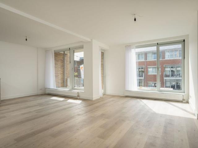 Bovenwoning appartement te huur in Den Haag