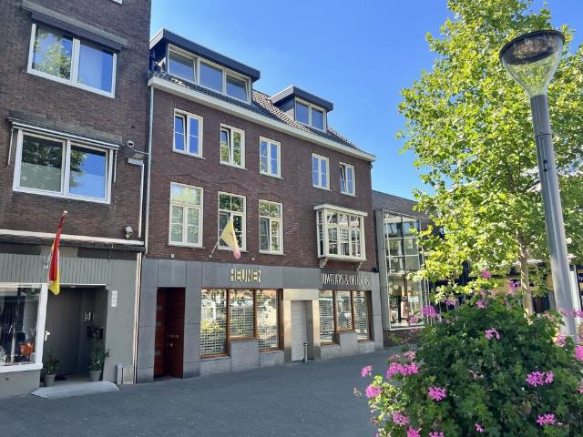 Bovenwoning appartement te huur in Geleen