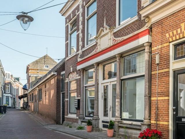 Bovenwoning appartement te huur in Sneek