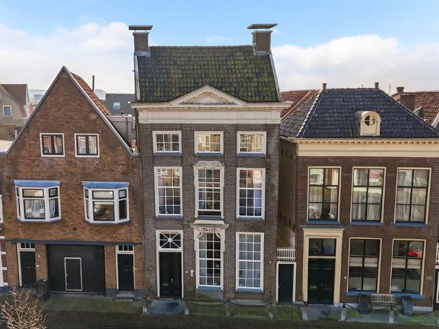 Bovenwoning appartement te huur in Sneek