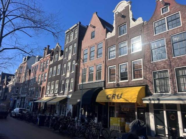 Bovenwoning dubbel bovenhuis te huur in Amsterdam