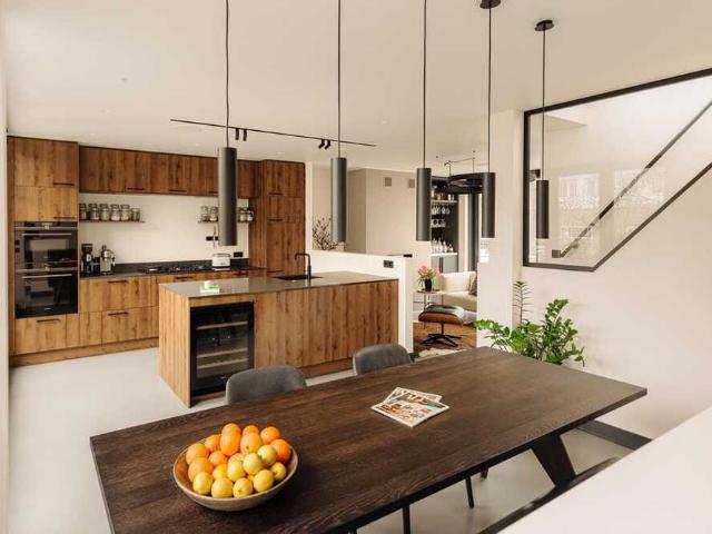 Bovenwoning dubbel bovenhuis te huur in Amsterdam