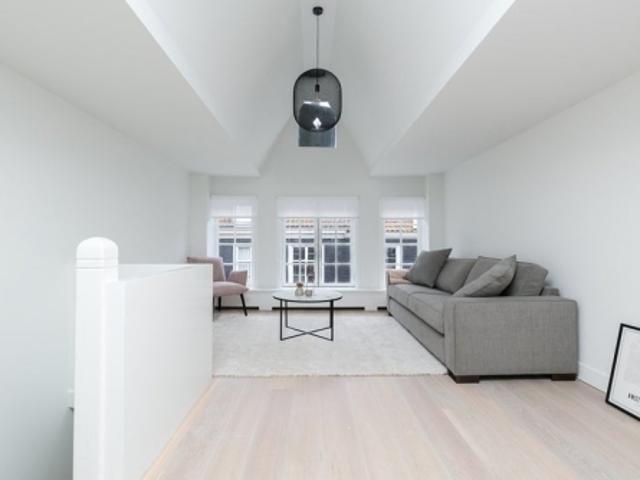 Bovenwoning dubbel bovenhuis te huur in Amsterdam