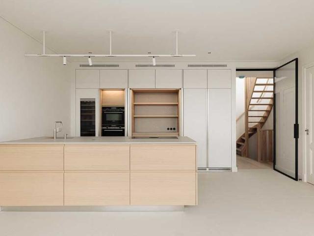 Bovenwoning dubbel bovenhuis te huur in Amsterdam