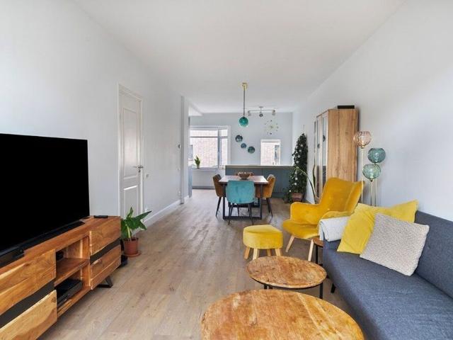 Bovenwoning dubbel bovenhuis te huur in Den Haag