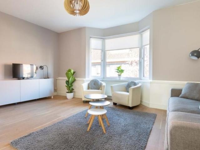 Bovenwoning dubbel bovenhuis te huur in Den Haag