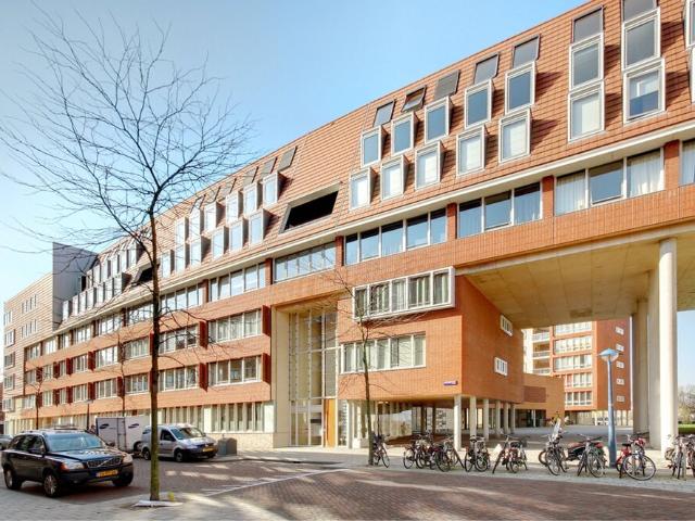 Bovenwoning open portiek te huur in Amsterdam