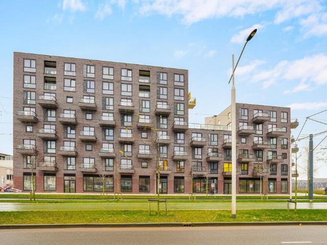Bovenwoning open portiek te huur in Delft