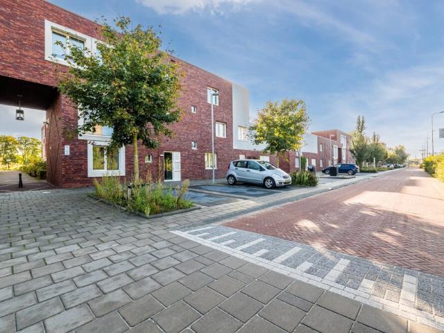 Bovenwoning open portiek te huur in Groningen