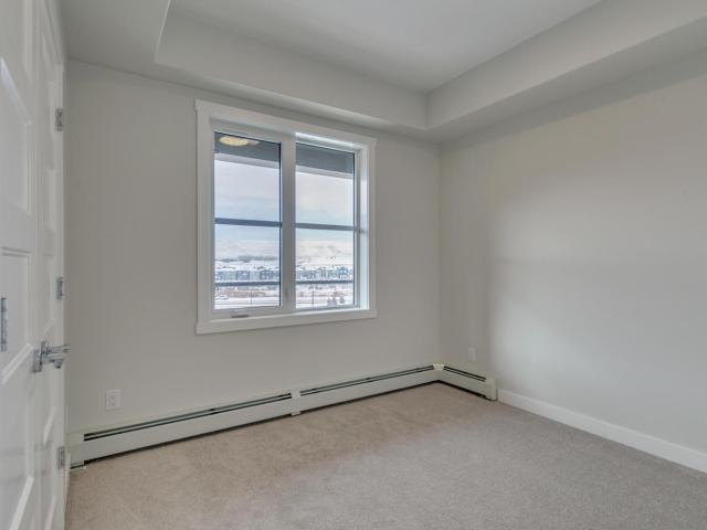 Bow 360 2 Bedrooms and 1 bath [object Promise] for Rent